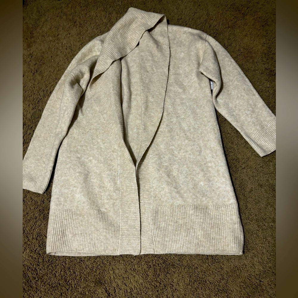 NWT Time Tru Cardigan Women’s in Sand/Brown